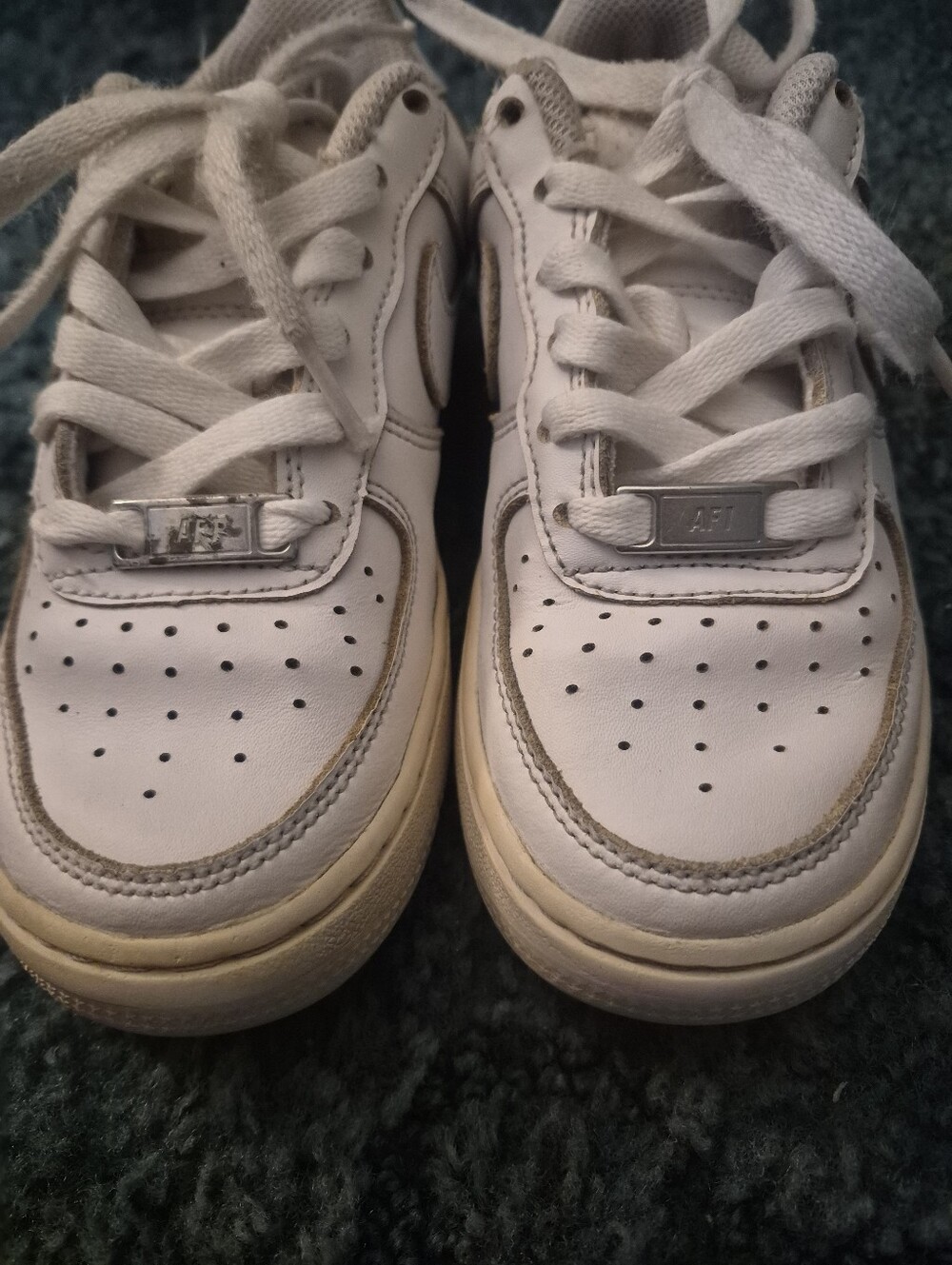 Nike Air Force 1 GS White Sneakers Youth 1 - Picture 3 of 15